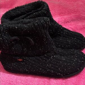 Woman’s 10 Black rocket Dog booties